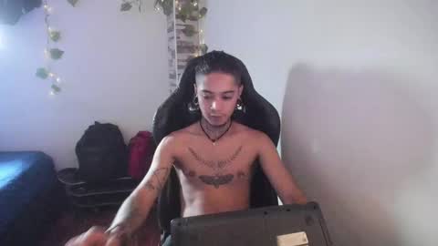 Snapshot of saad__man chatting on 11/16/25, 08:47 Danny online show from 11/16/25, 08:47