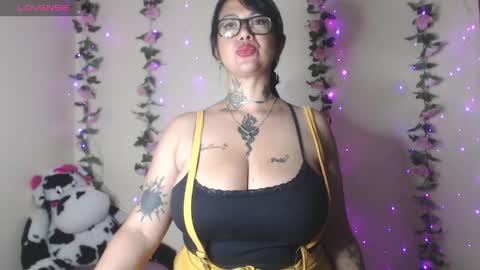 saalomee 1 online show from 05/05/26, 11:13