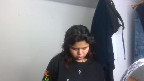 Snapshot of sabinamerchetti_ chatting on 10/26/25, 02:28 Sabina Merchetti online show from 10/26/25, 02:28