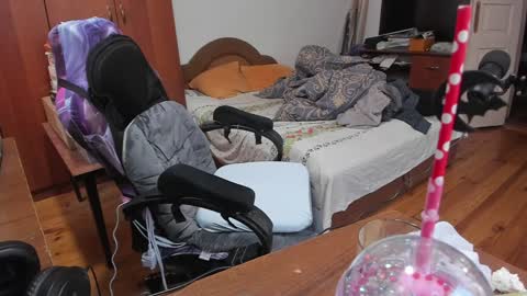 1141323  my Lord Mister Max   moms treasure online show from 01/19/25, 12:50