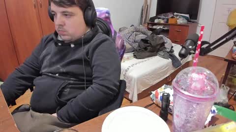 1141323  my Lord Mister Max   moms treasure online show from 01/27/25, 04:54