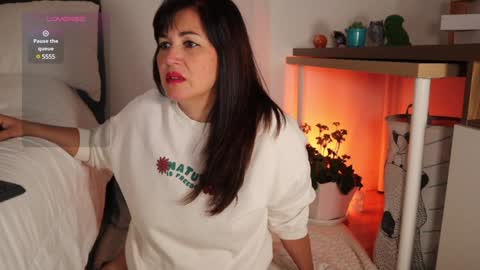 Sabrina online show from 12/31/24, 12:54