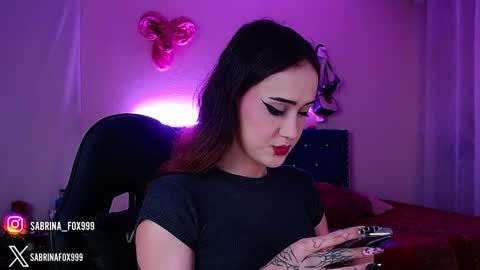 Snapshot of sabriina_fox999 chatting on 04/04/26, 08:23 sabrina fox online show from 04/04/26, 08:23