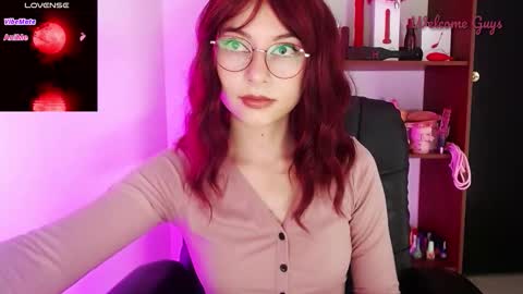 Sabrina online show from 12/14/25, 08:24