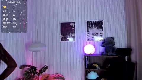 Snapshot of sabrina_bloom_ chatting on 02/12/26, 12:44 sabri online show from 02/12/26, 12:44