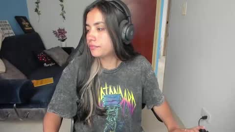 Angie  online show from 02/17/25, 08:26