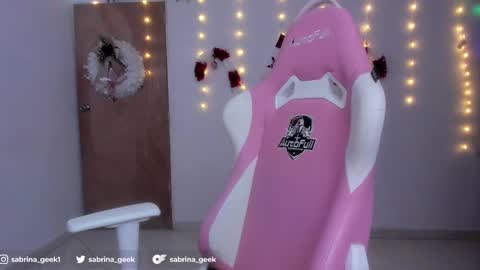 Snapshot of sabrina_geek chatting on 12/12/24, 06:42 sabrina_geek online show from 12/12/24, 06:42