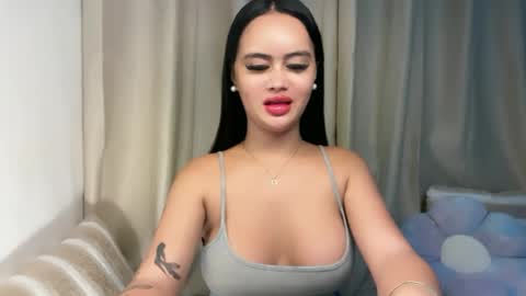 Snapshot of sabrina_inviting chatting on 08/01/26, 09:35 Sabrina online show from 08/01/26, 09:35