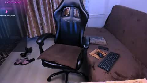 Snapshot of sabrina_only_ chatting on 06/23/26, 12:52 Tatiana online show from 06/23/26, 12:52