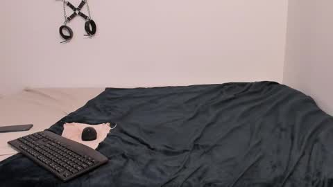 Sabrina Rose  online show from 02/12/25, 06:51