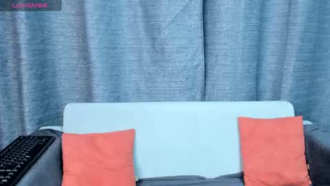 GMT7TueWedThuFriSatSun 0100am-0700am online show from 01/22/25, 09:21