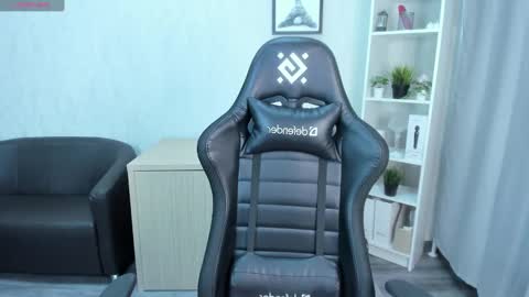 GMT7TueWedThuFriSatSun 0100am-0700am online show from 01/28/25, 09:19