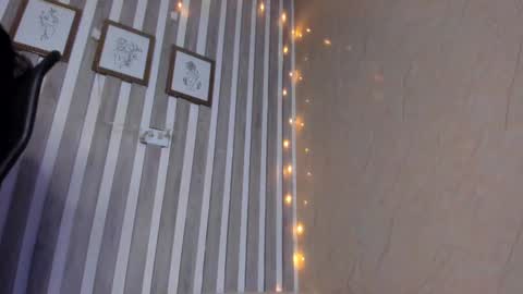 mariana  online show from 03/12/25, 11:33