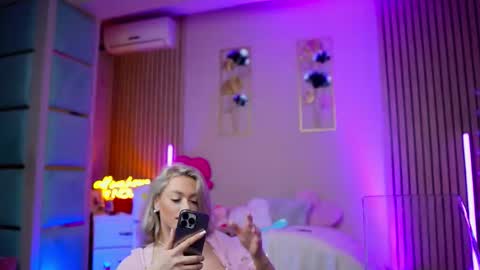 SabrinaJade online show from 02/10/26, 05:33