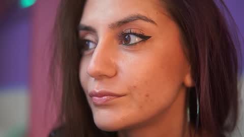  Sabrina  online show from 10/25/25, 05:30