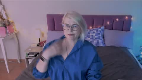 Sabrina MacMarren online show from 01/14/25, 12:43