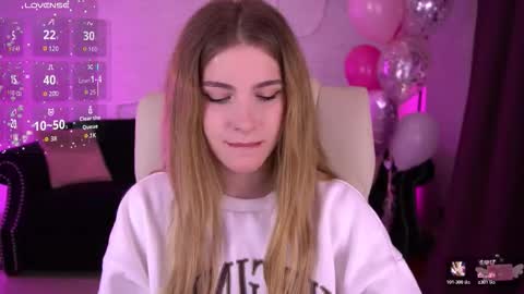 Sabrina online show from 02/15/26, 07:51