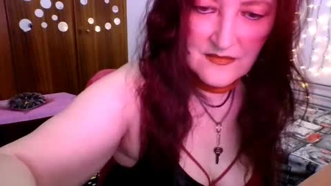 SabrinaXlovess online show from 05/01/26, 05:28