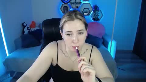 Sabrina Violet online show from 11/04/25, 09:19