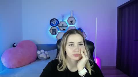 Sabrina Violet online show from 02/15/26, 09:08