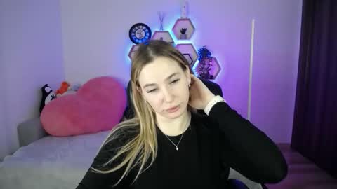 Sabrina Violet online show from 02/24/26, 09:07
