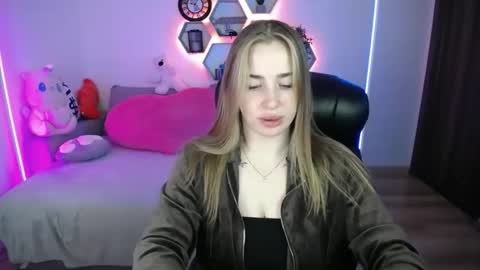 Sabrina Violet online show from 05/09/26, 08:08