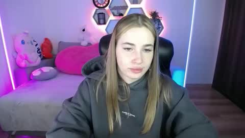 Sabrina Violet online show from 05/13/26, 08:12