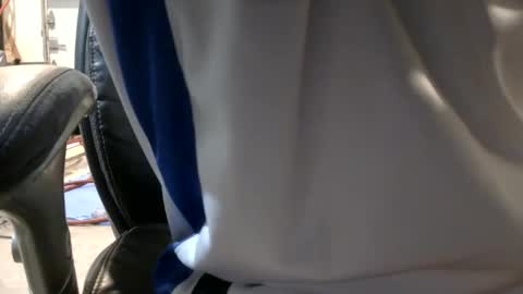 Snapshot of sacalaschichiss chatting on 11/21/25, 09:52 Dee online show from 11/21/25, 09:52