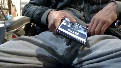 Snapshot of sacalaschichiss chatting on 12/03/25, 09:29 Dee online show from 12/03/25, 09:29