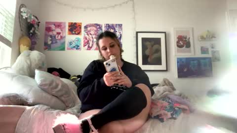 sweet angel baby  online show from 10/13/25, 08:53