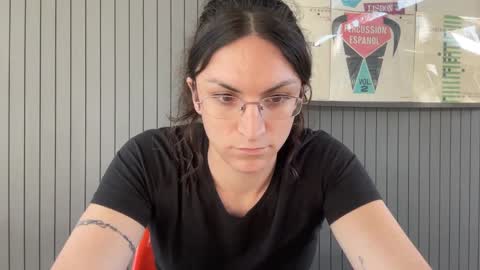 Snapshot of sadie_stars chatting on 12/15/24, 09:42 Sadie online show from 12/15/24, 09:42