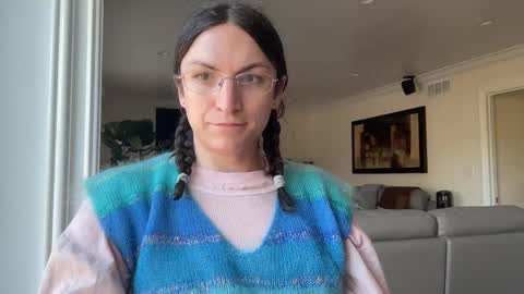 Snapshot of sadie_stars chatting on 12/19/24, 08:34 Sadie online show from 12/19/24, 08:34