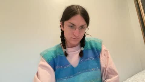 Snapshot of sadie_stars chatting on 12/20/24, 12:41 Sadie online show from 12/20/24, 12:41