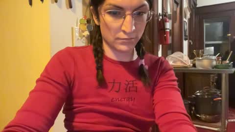 Snapshot of sadie_stars chatting on 02/05/25, 01:26 Sadie online show from 02/05/25, 01:26