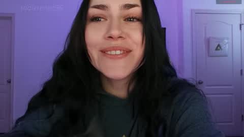 Sadie Renee  online show from 10/13/25, 10:32