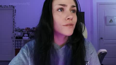 Sadie Renee  online show from 10/31/25, 12:00