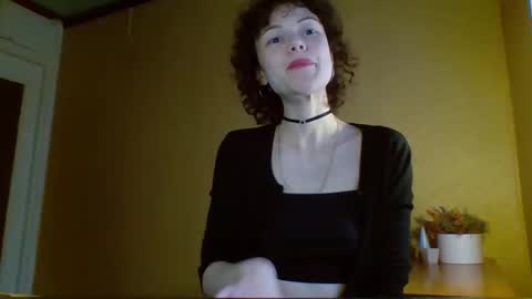 Rose online show from 10/27/25, 12:42