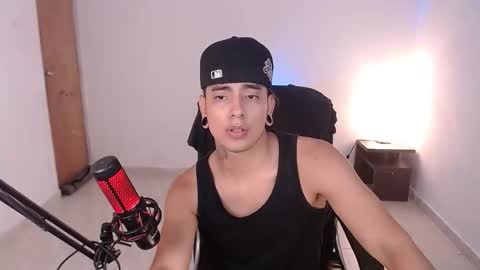 saenz_hotx online show from 09/21/25, 10:44