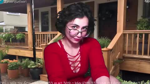 Safa online show from 10/24/25, 08:27