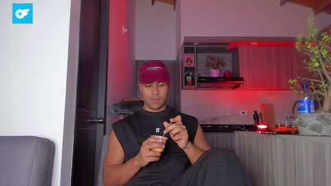 Snapshot of sag_1998 chatting on 01/10/25, 02:57 Sag online show from 01/10/25, 02:57