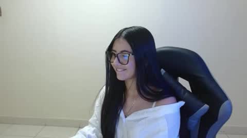 Sahaliefox  online show from 03/25/26, 09:10