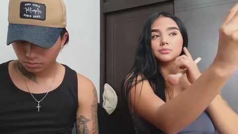 Sahara y Thiago online show from 03/01/25, 04:33