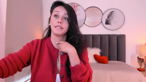 Snapshot of saharagarcia chatting on 01/08/26, 05:48 Sahara Garcia online show from 01/08/26, 05:48