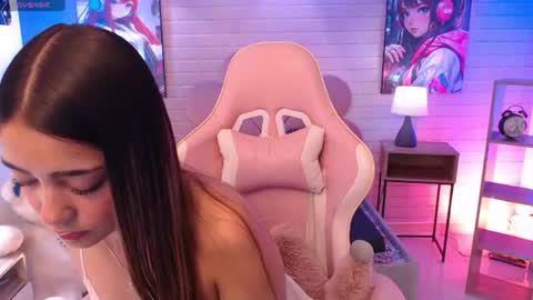 Snapshot of sahhara_ chatting on 06/27/26, 07:08 Hailey jonnes online show from 06/27/26, 07:08