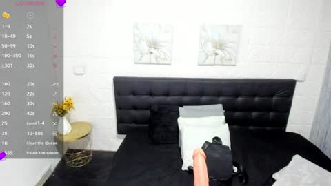 SAHIRA  online show from 06/25/26, 11:04