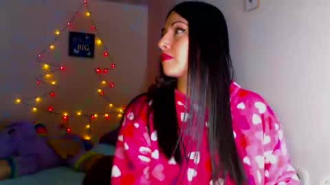 Karina online show from 12/19/24, 03:40