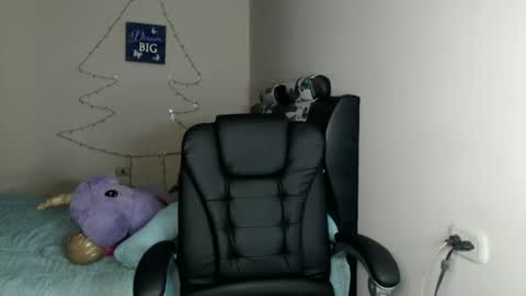 Karina online show from 01/01/25, 06:05