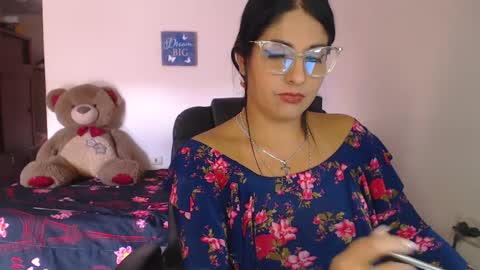 Karina online show from 10/01/25, 07:31