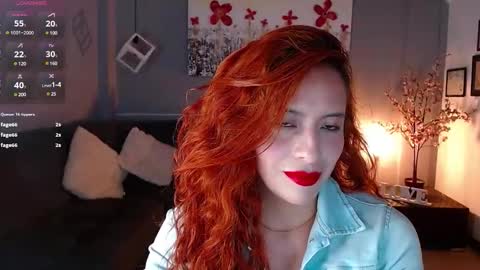 Snapshot of sahra_tayl0r_ chatting on 01/12/25, 05:11 SARA online show from 01/12/25, 05:11