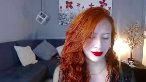 Snapshot of sahra_tayl0r_ chatting on 01/23/25, 02:17 SARA online show from 01/23/25, 02:17